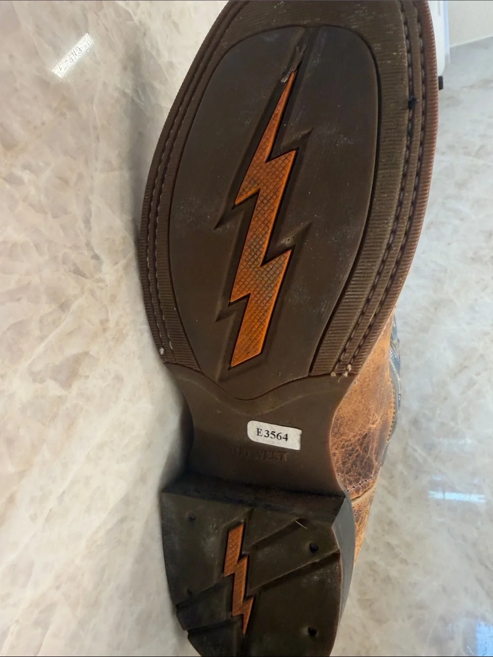 Lucchese great stitching